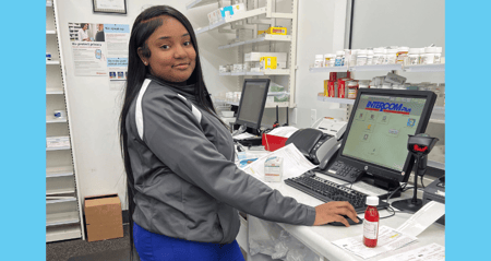 arvilia working at Walgreens